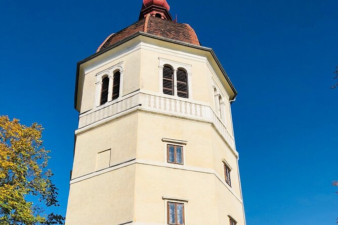 Fun & mobile scavenger hunt through Graz - Who will enjoy this Graz activity most?