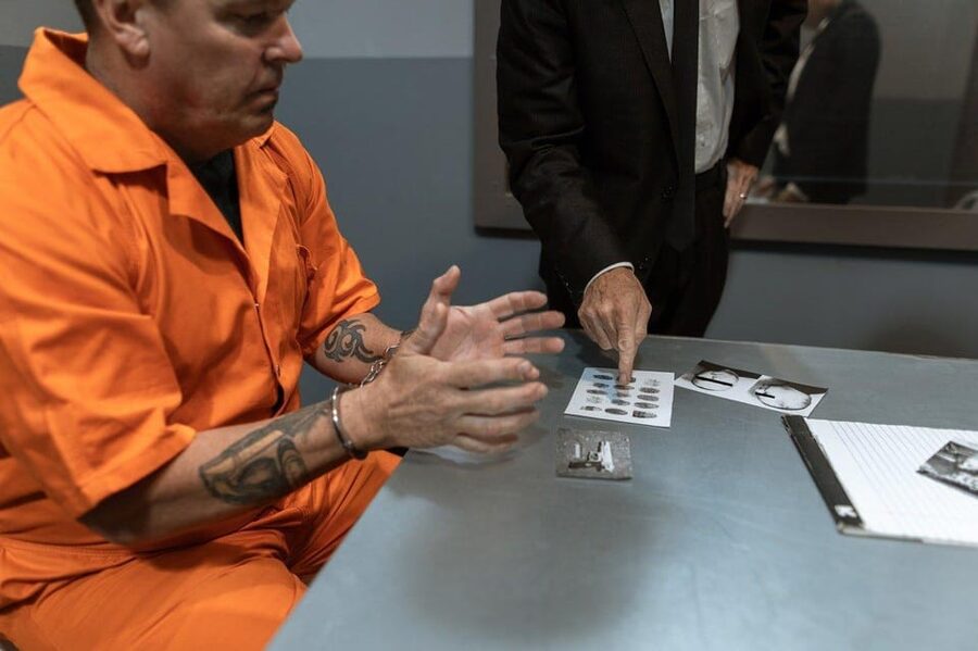Gdańsk: Prison Break – 1-Hour Escape Room for Bigger Groups - A 60-minute race from prisoner to freedom