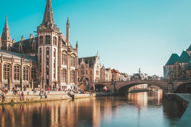 Ghent Scavenger Hunt and Highlights Self Guided Audio Tour - Gravensteen, the medieval finish