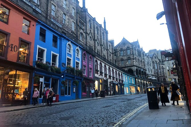 Ghosts of Edinburgh: Bloody Past Exploration Game and Tour - Key points at a glance