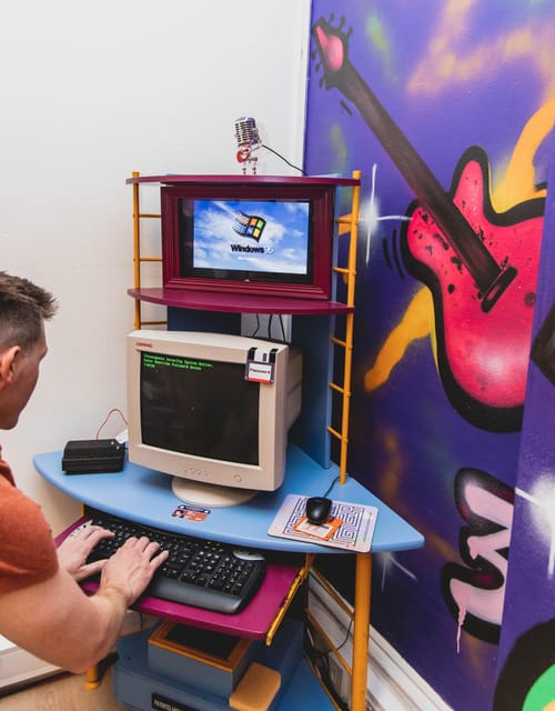 Glasgow: Stuck in the 90s... A Nostalgic Musical Escape Room - Who will enjoy Stuck in the 90s most