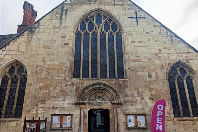 Gloucester Scavenger Hunt and Sights Self Guided Tour - Starting at St Michael’s Tower