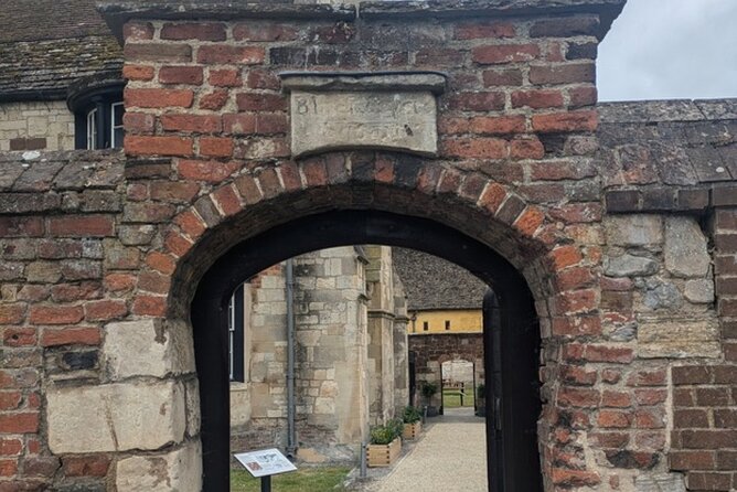 Gloucester Scavenger Hunt and Sights Self Guided Tour - Finding local context at the Museum of Gloucester