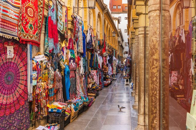Granada Scavenger Hunt and Sights Self-Guided Tour - Alcaicería and Granadas old bazaar