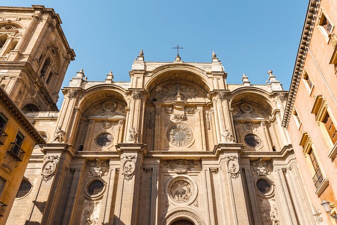 Granada Scavenger Hunt and Sights Self-Guided Tour - Practical details before you book