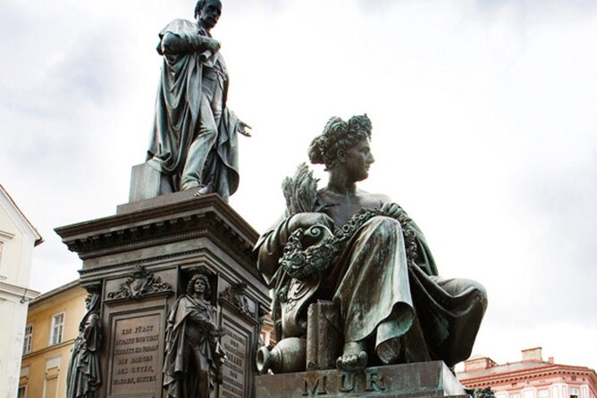 Graz Scavenger Hunt and Sights Self Guided Tour - Photo tasks for families and friends