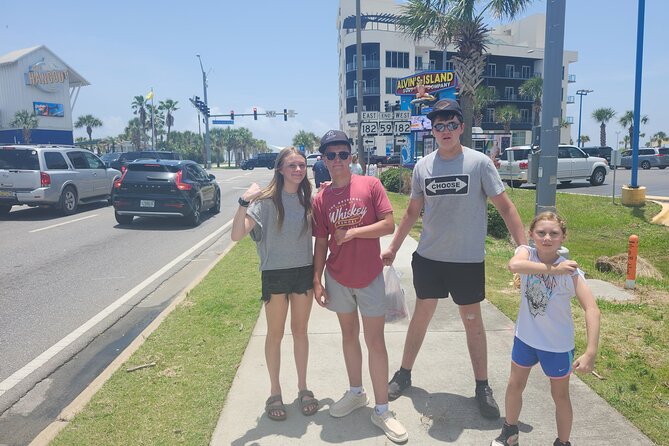 Gulf Shores Beach Splash and Dash Tour & Scavenger Hunt - Sweet samples add a local stop to the game