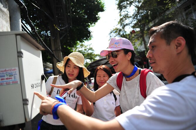 Half Day Bangkok Old Town City Quest - GOLDEN MOUTAIN'S ECLIPSE - Solving the puzzle with your team