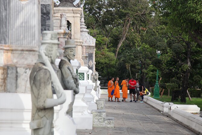 Half Day Bangkok Old Town City Quest - GOLDEN MOUTAIN'S ECLIPSE - Following clues through Ratthanakosin