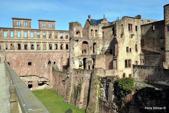 Heidelberg Scavenger Hunt and Highlights Self Guided Audio Tour - Stops 4 and 5: Marktplatz and the Brückenaffe