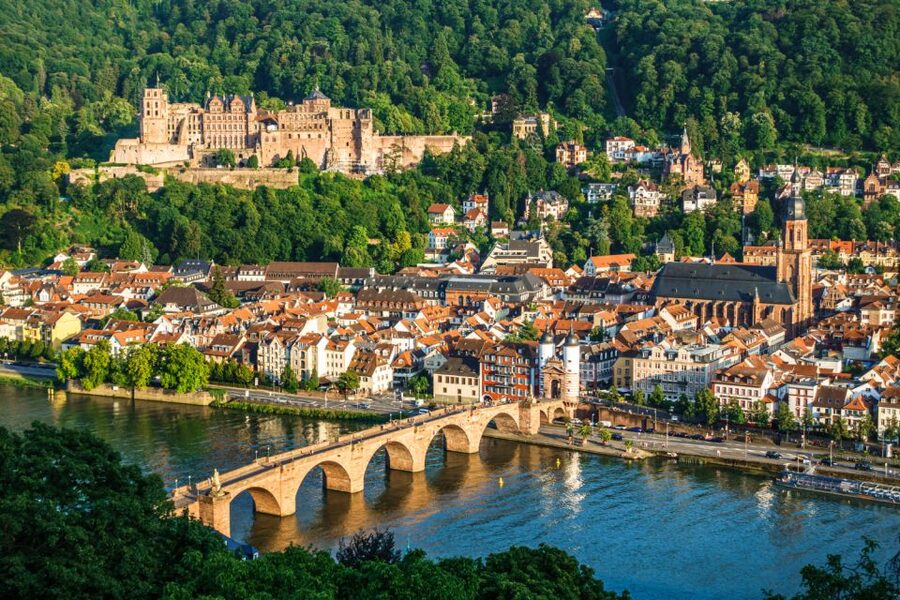 Heidelberg: Scavenger Hunt Self-Guided Tour - How challenging are the riddles?