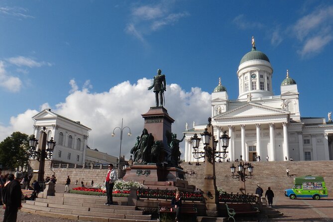 Helsinki Scavenger Hunt and Highlights Self-Guided Tour - Why families and teenagers may enjoy it