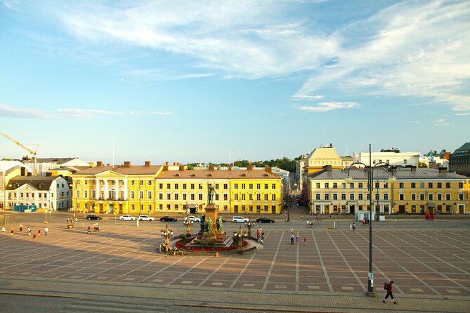 Helsinki Scavenger Hunt and Highlights Self-Guided Tour - Ten or more attractions without admission fees