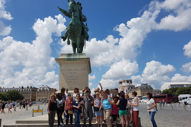 Historical treasure hunt in the city of Versailles - The royal poisoning plot in Versailles