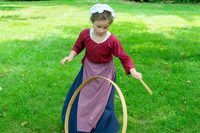 History Scavenger Hunt at Smith's Castle 17th Century Plantation - Puzzles and trivia give you a reason to look closely