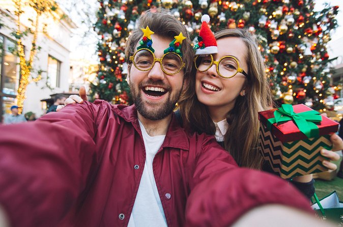 Holiday Scavenger Hunt in Gainesville by Holly Jolly Hunt - Who will enjoy Holly Jolly Hunt most