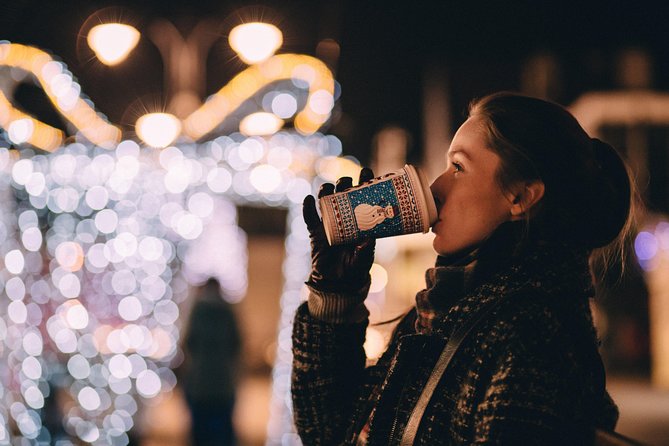 Holiday Scavenger Hunt in St. Augustine by Holly Jolly Hunt - What you will see at Plaza de la Constitución