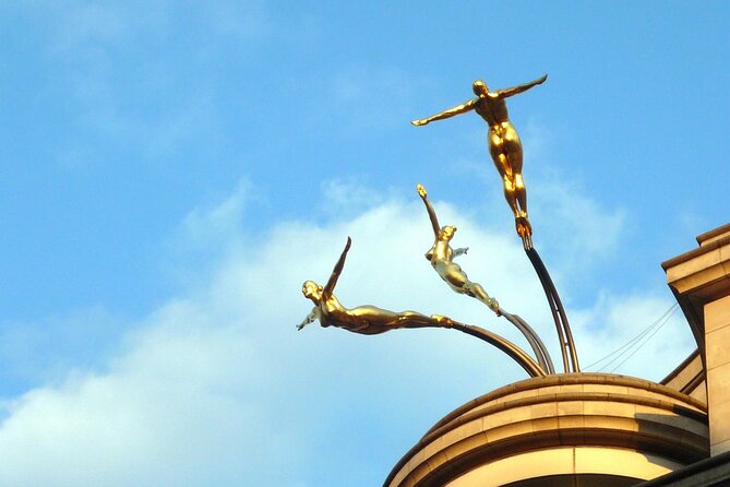 Interactive Treasure Hunt Experience - Central London's Secrets - Starting at Piccadilly Circus with a phone in hand