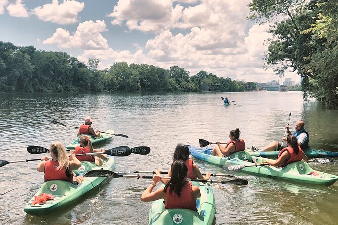 Kayak Scavenger Hunt in Downtown Nashville - Why this kayak hunt feels different from ordinary Nashville sightseeing