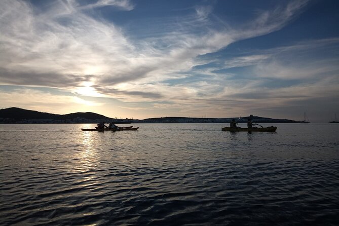 Kayak Treasure Hunt in Balearic Islands - The snorkeling stop breaks up the paddling