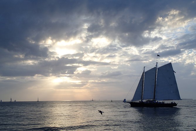 Key West Scavenger Hunt Adventure Mobile Experience - Starting at 902 Caroline Street