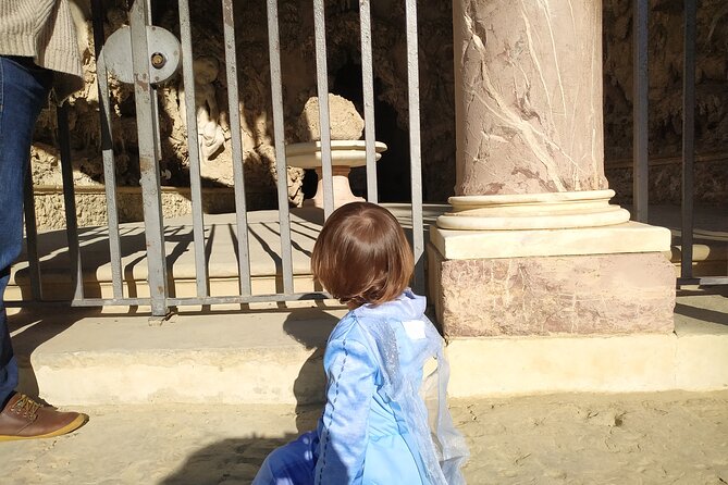 Kids treasure hunt in the Boboli Garden. Private, timed entry! - Following clues through the Boboli Garden