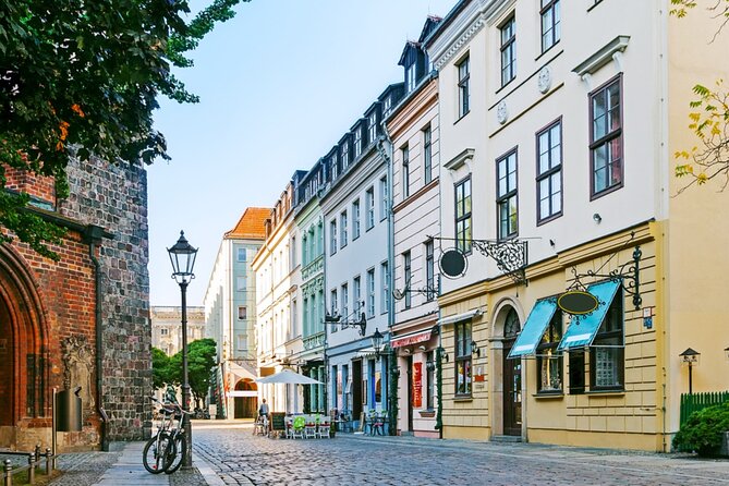 Kreuzberg's Secret Society: Exploration Game and Tour - A self-guided mystery through Kreuzberg
