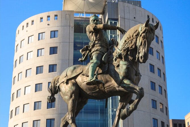 Leeds Scavenger Hunt and Sights Self-Guided Tour - Who will enjoy this most