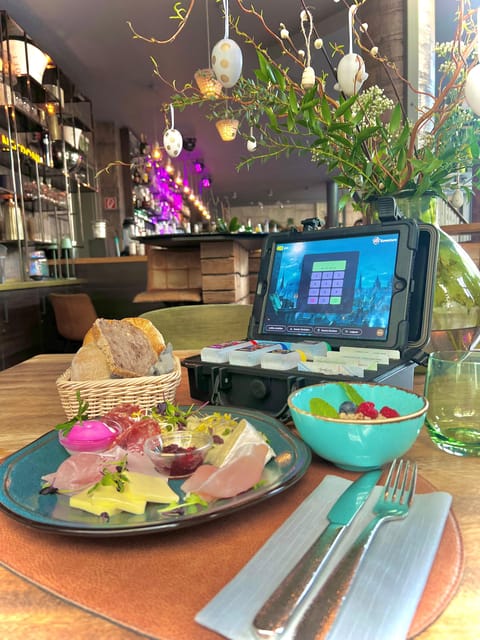 Leipzig's Mystery Morning: Breakfast & Escape Game - Who will enjoy catching Hektor?