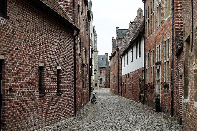 Leuven AI Resistance Self-Guided Puzzle Quest Adventure - How the app-based format works