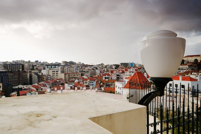 Lisbon Highlights Self guided scavenger hunt and Walking Tour - A self-guided way to meet Lisbon