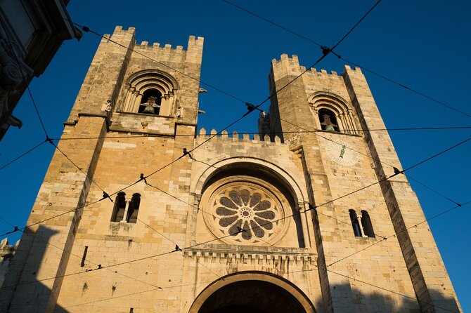Lisbon Highlights Self guided scavenger hunt and Walking Tour - What the app adds to the walk