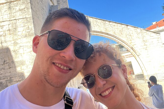 Lisbon Old Town: Exploration Game and Tour - Lisbon Cathedral and the Roman Theatre Museum