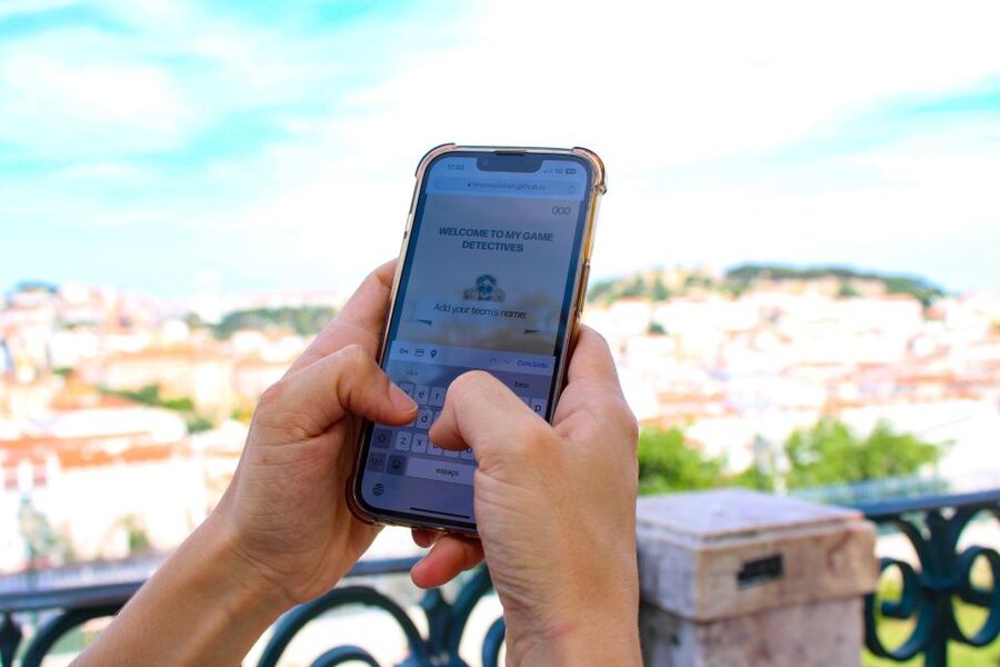 Lisbon: Old Town Immersive Escape Game with Live Actors - The clock is part of the challenge