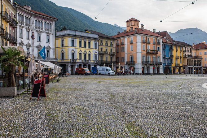 Locarno Scavenger Hunt and Sights Self-Guided Tour - Starting in Muralto, not Lugano