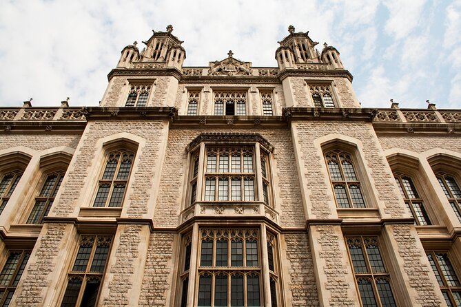London Charles Dickens Puzzle Questo and Self-Guided Tour - From Dickens’s home to Vine Street