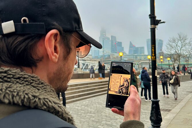 London: Food Treasure Hunt and Walking Tour - Who should book this London food hunt