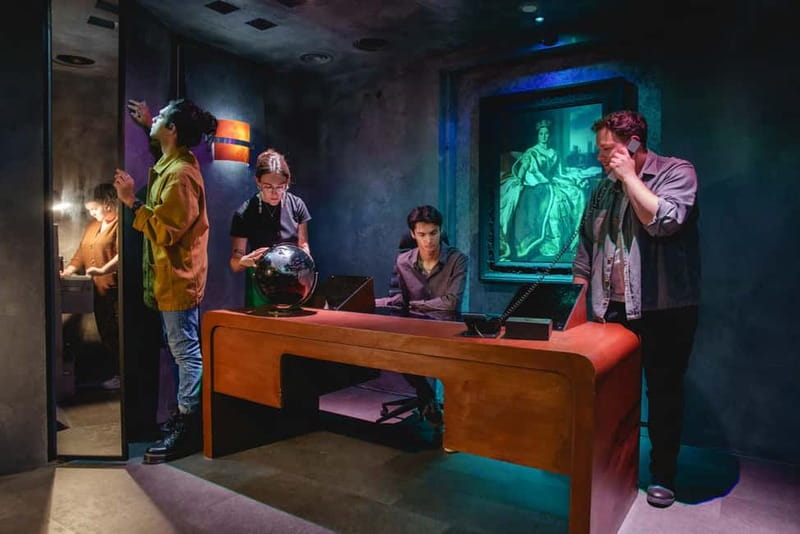 London: Sherlock Escape Rooms - Starting at Doyle’s Opticians in Shepherd’s Bush