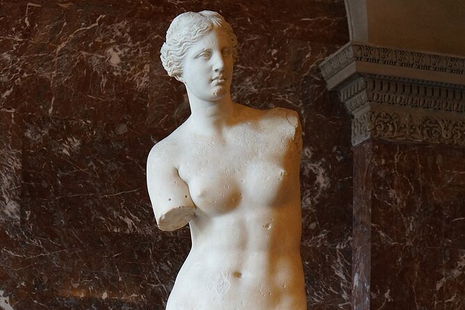 Louvre Museum - Private Family Tour with Da Vinci Treasure Hunt - Price: a good value for five, a bigger decision for two