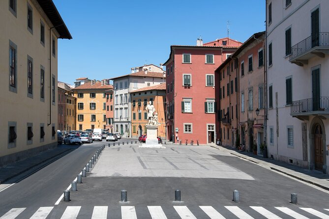 Love in Pisa: Self-Guided Romantic Puzzle Adventure - Stop 2: Chiesa di Santa Maria del Carmine