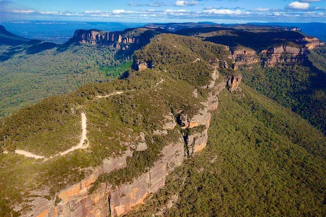 Luxury Small Group of 5 Blue Mountains Escape Tour - Katoomba: lunch and a look at mountain life