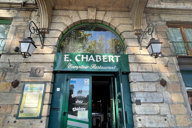 Lyon Scavenger Hunt and Sights Self-Guided Tour - Who will enjoy this Lyon activity most?