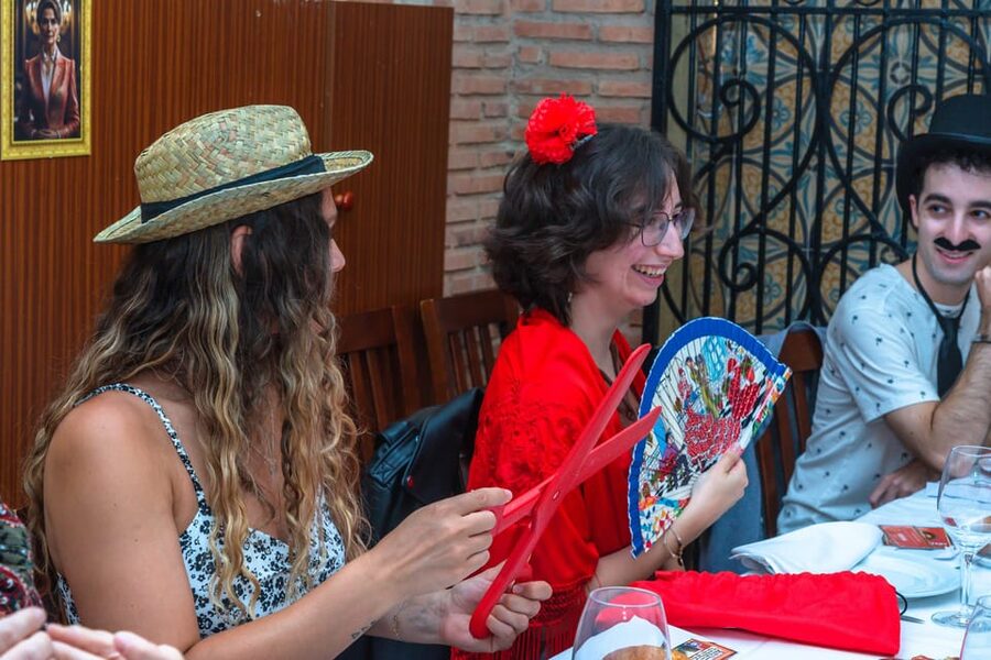 Madrid: Murder Mystery Dinner Experience - Tapas, drinks, and the first clues