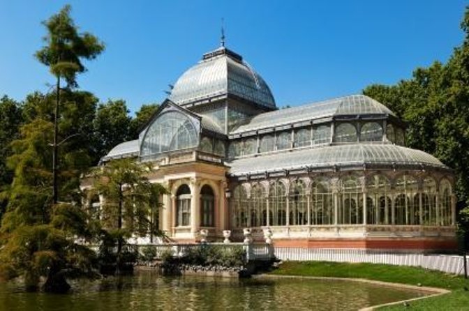 Madrid Scavenger Hunt and Sights Self-Guided Tour - Key points at a glance