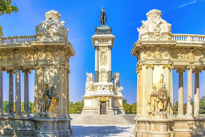 Madrid Scavenger Hunt and Sights Self-Guided Tour - Palacio de Cibeles begins the challenge