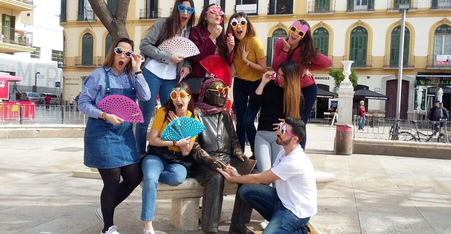 Malaga: Bachelorette Party Treasure Hunt - How the Málaga treasure hunt works