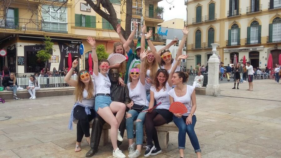 Malaga: Bachelorette Party Treasure Hunt - From Plaza de la Constitución to Málaga’s Picasso quarter