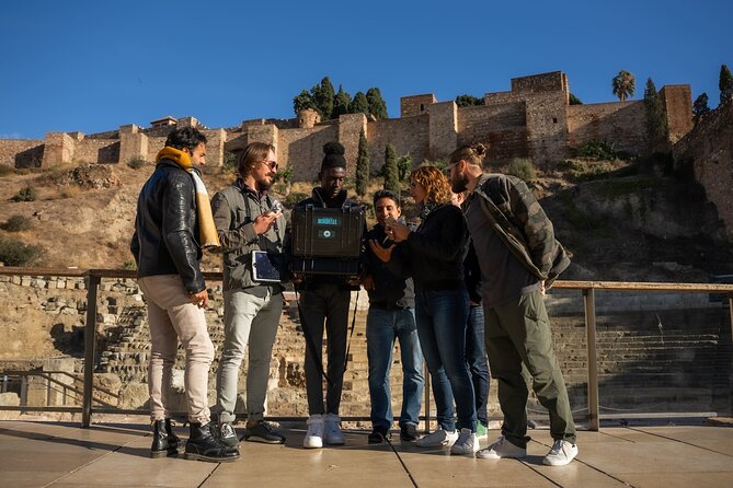 Malaga city game: Magic Portal - Finding the crystals through central Malaga