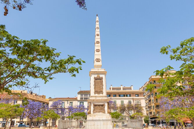 Malaga Scavenger Hunt and Sights Self-Guided Tour - Starting at the University of Malaga