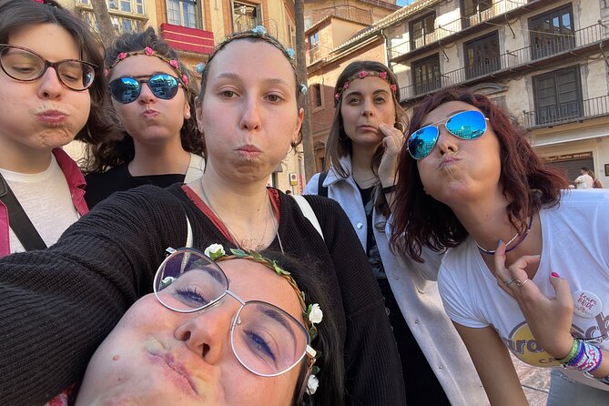 Malaga Scavenger Hunt and Sights Self-Guided Tour - Plaza de la Merced and the photo challenges